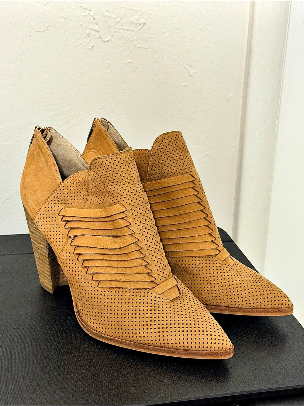 Vince Camuto Levana Western Booties